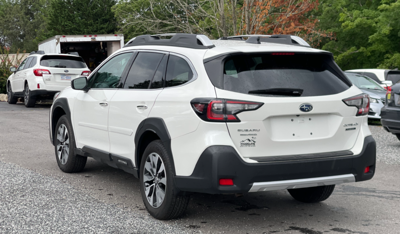 
								2023 Subaru Outback Touring / 20K Miles full									