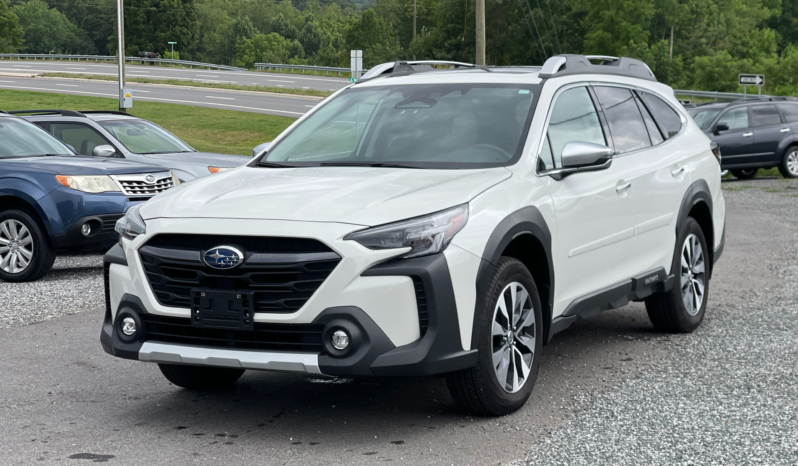 
								2023 Subaru Outback Touring / 20K Miles full									