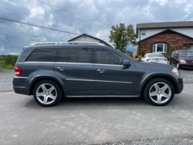 2012 Mercedes-Benz GL-Class 4MATIC 4dr GL 550 / 66K Miles