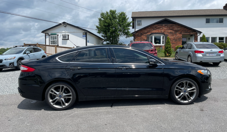 
								2016 Ford Fusion 4dr Sdn Titanium AWD / 55K Miles full									