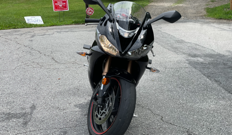 
								2013 Triumph Daytona 675 / 2K Miles full									