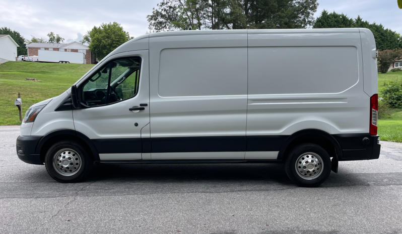 
								2020 Ford Transit Cargo Van T-250 130″ Med Rf 9070 GVWR AWD / 63K Miles full									