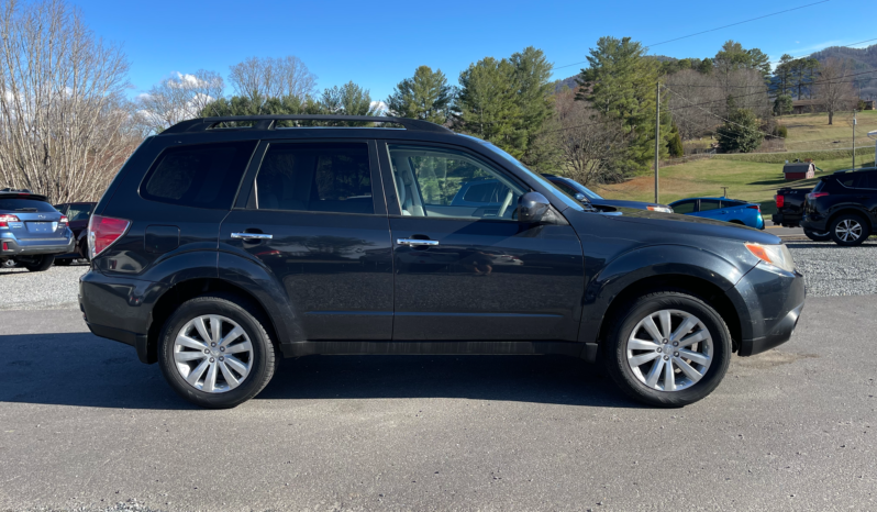 
								2011 Subaru Forester 4dr Auto 2.5X Premium w/All-Weather Pkg / 123K Miles- CLEAN TITLE full									