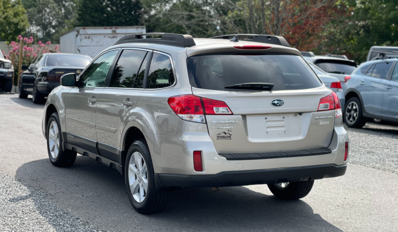 
								2014 Subaru Outback 4dr Wgn H4 6Spd Manual 2.5i Premium / 44K Miles full									