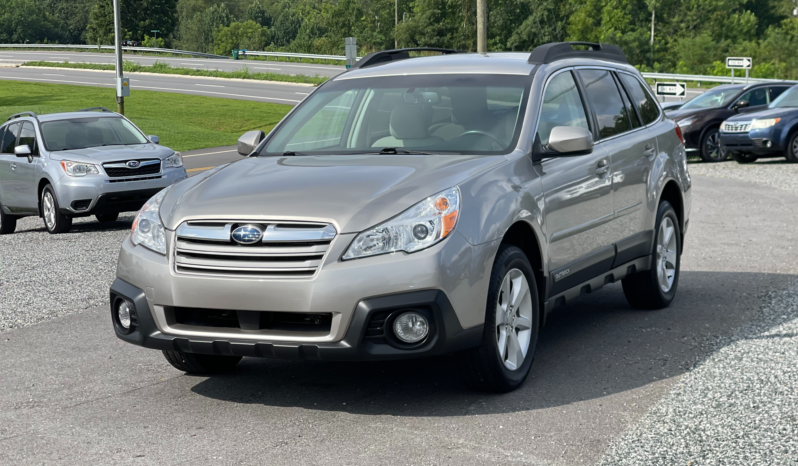 
								2014 Subaru Outback 4dr Wgn H4 6Spd Manual 2.5i Premium / 44K Miles full									