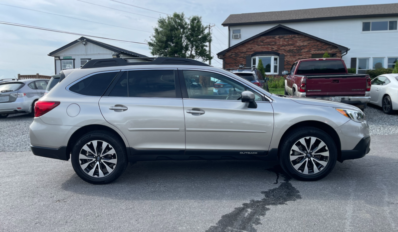 
								2017 Subaru Outback 3.6R Limited / 76K Miles full									