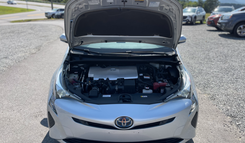 
								2018 Toyota Prius Three / 57K Miles full									