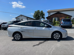 
										2018 Toyota Prius Three / 57K Miles full									