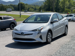 
										2018 Toyota Prius Three / 57K Miles full									