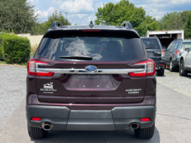 2024 Subaru Ascent Touring 7-Passenger / 5K Miles