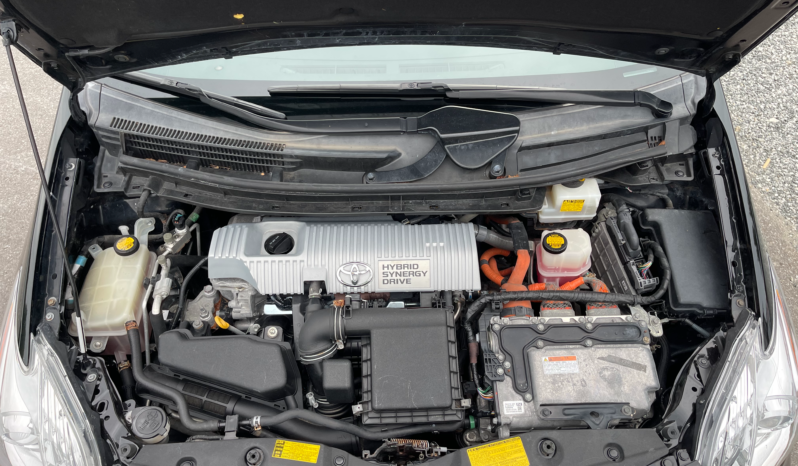 
								2014 Toyota Prius 5dr HB Three / 83K Miles full									