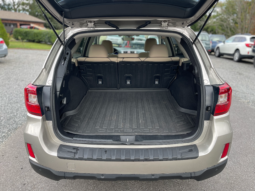 
										2017 Subaru Outback 2.5i Limited / 72K Miles full									