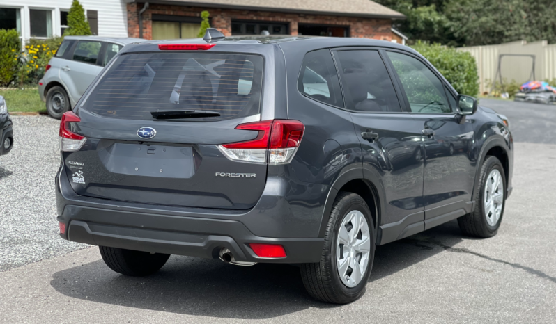 
								2023 Subaru Forester Base CVT w/EyeSight / 11K Miles full									