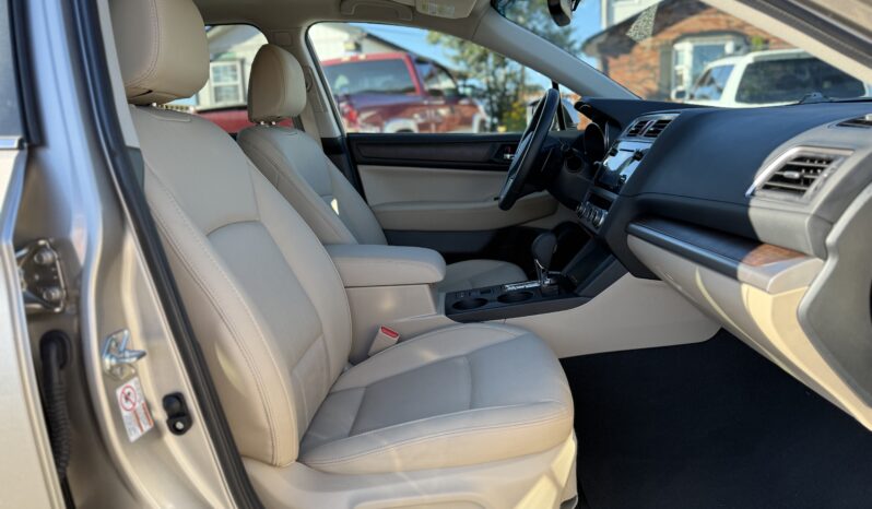 
								2015 Subaru Outback 4dr Wgn 3.6R Limited / 57K Miles full									