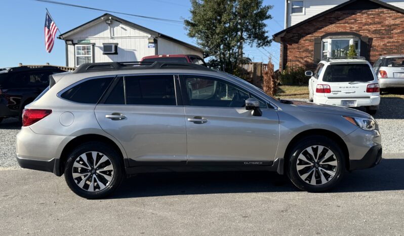 
								2015 Subaru Outback 4dr Wgn 3.6R Limited / 57K Miles full									