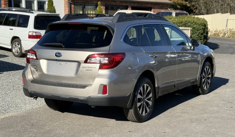 
								2015 Subaru Outback 4dr Wgn 3.6R Limited / 57K Miles full									