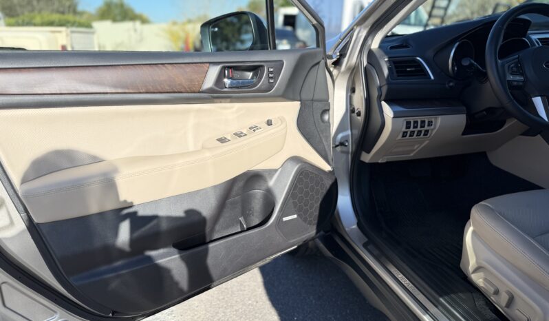 
								2015 Subaru Outback 4dr Wgn 3.6R Limited / 57K Miles full									