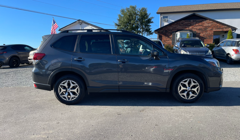 
								2021 Subaru Forester Premium CVT / 27K Miles full									