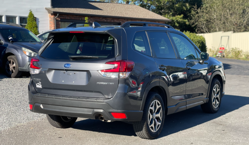 
								2021 Subaru Forester Premium CVT / 27K Miles full									