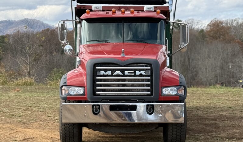 
								2016 MACK GRANITE GU700 / 372K Miles full									