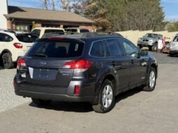 2010 Subaru Outback 4dr Wgn H6 Auto 3.6R Ltd Pwr Moon / 61K Miles