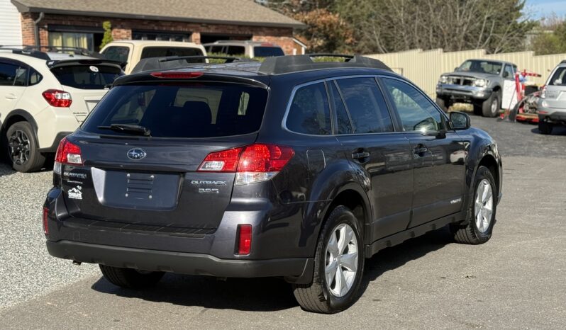 
								2010 Subaru Outback 4dr Wgn H6 Auto 3.6R Ltd Pwr Moon / 61K Miles full									