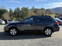 
										2010 Subaru Outback 4dr Wgn H6 Auto 3.6R Ltd Pwr Moon / 61K Miles full									