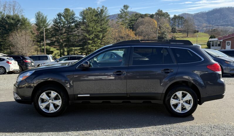 
								2010 Subaru Outback 4dr Wgn H6 Auto 3.6R Ltd Pwr Moon / 61K Miles full									