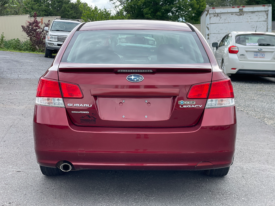 2012 Subaru Legacy 4dr Sdn H4 Auto 2.5i Premium / 83K Miles