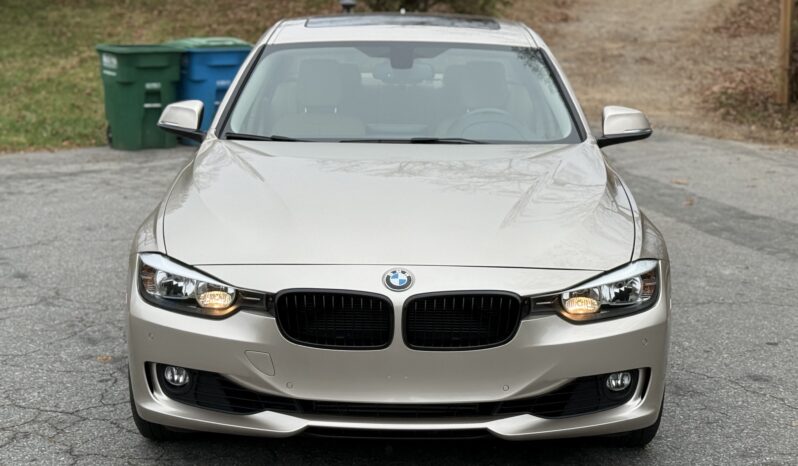 
								2015 BMW 3 Series 4dr Sdn 328i RWD / 13K Miles full									