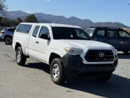 2016 Toyota Tacoma 2WD Access Cab I4 AT SR / 144K Miles