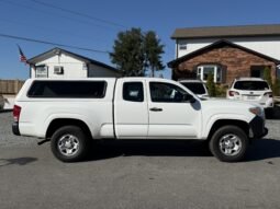 2016 Toyota Tacoma 2WD Access Cab I4 AT SR / 144K Miles