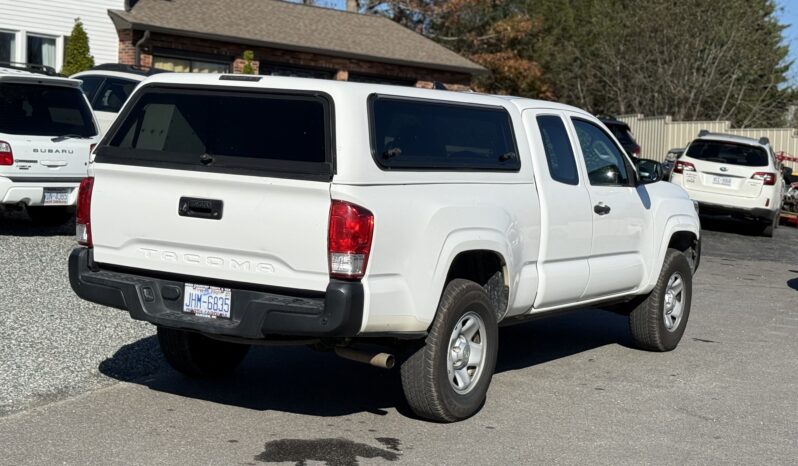 
								2016 Toyota Tacoma 2WD Access Cab I4 AT SR / 144K Miles full									