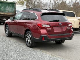 2019 Subaru Outback 2.5i Limited / 32K Miles