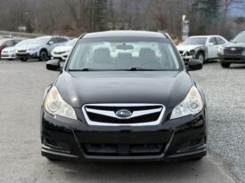 2012 Subaru Legacy 4dr Sdn H4 Auto 2.5i Premium / 85K Miles