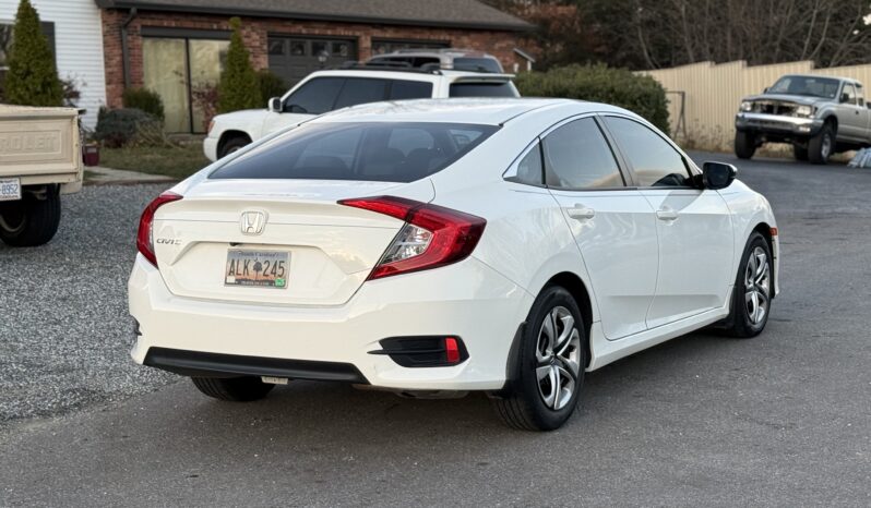 
								2018 Honda Civic Sedan LX CVT / 25K Miles full									