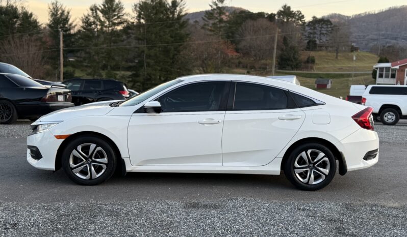 
								2018 Honda Civic Sedan LX CVT / 25K Miles full									