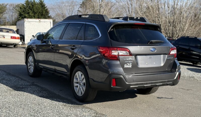 
								2019 Subaru Outback 2.5i Premium / 30K Miles full									