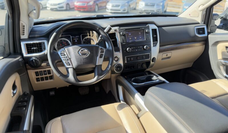 
								2016 Nissan Titan XD SL 4X4 / 30K Miles full									