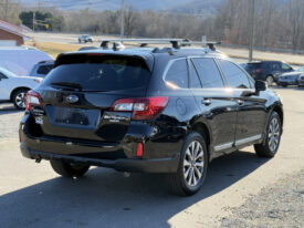 2017 Subaru Outback 3.6R Touring / 132K Miles