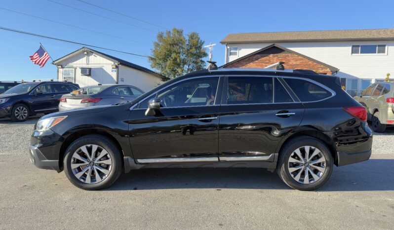 
								2017 Subaru Outback 3.6R Touring / 132K Miles full									