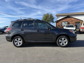 2015 Subaru Forester 4dr CVT 2.5i Limited PZEV / 72K Miles