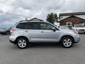 2015 Subaru Forester 4dr CVT 2.5i Premium PZEV / 98K Miles