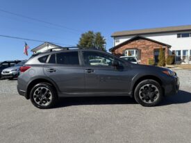 2023 Subaru Crosstrek Premium CVT / 18K Miles