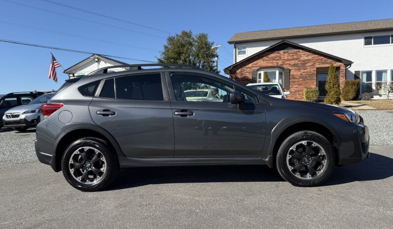 
								2023 Subaru Crosstrek Premium CVT / 18K Miles full									