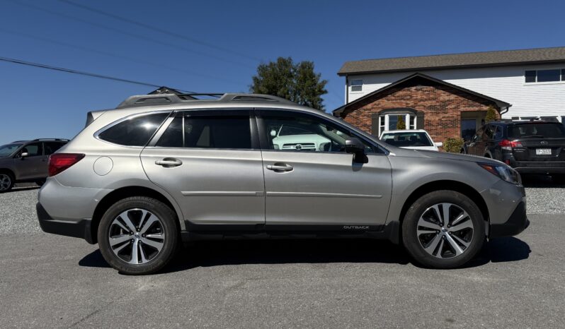 
								2019 Subaru Outback 2.5i Limited / 29K Miles full									