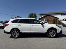 2019 Subaru Outback 3.6R Touring / 58K Miles