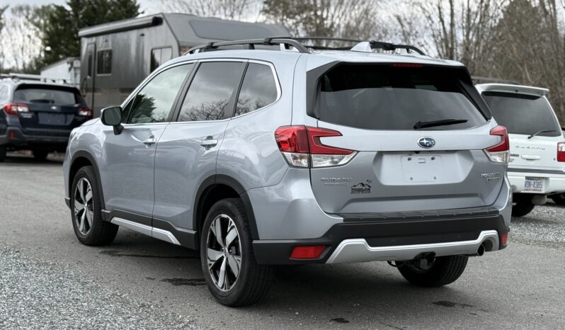 
								2020 Subaru Forester Touring / 40K Miles full									