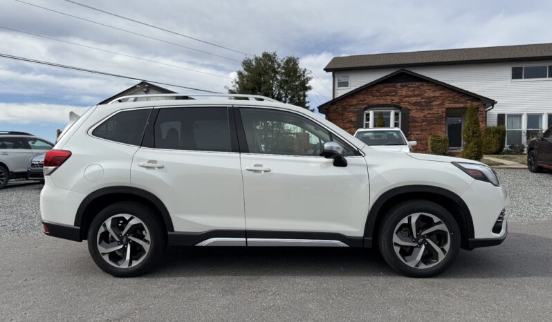 
								2023 Subaru Forester Touring / 18K Miles full									