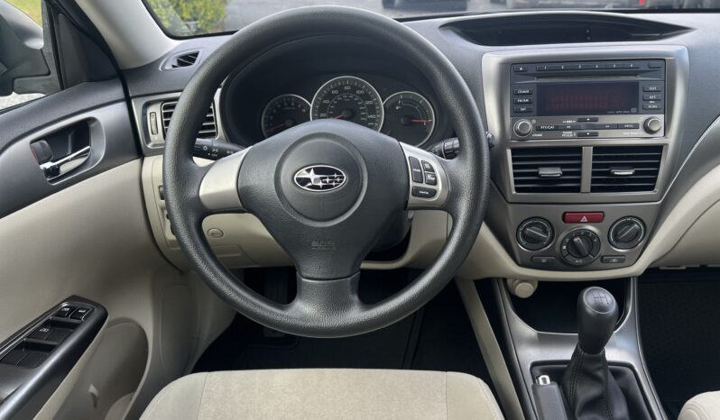 
								2011 Subaru Impreza 2.5i 5-Speed Manual / 59k full									